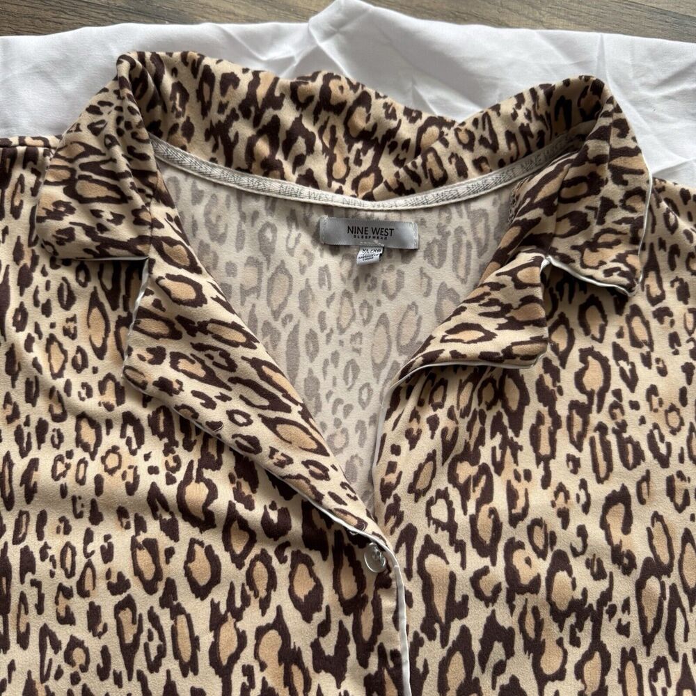 NINE WEST Cheetah print Pajamas  long-sleeve top with pants Loungewear - Picture 3 of 16
